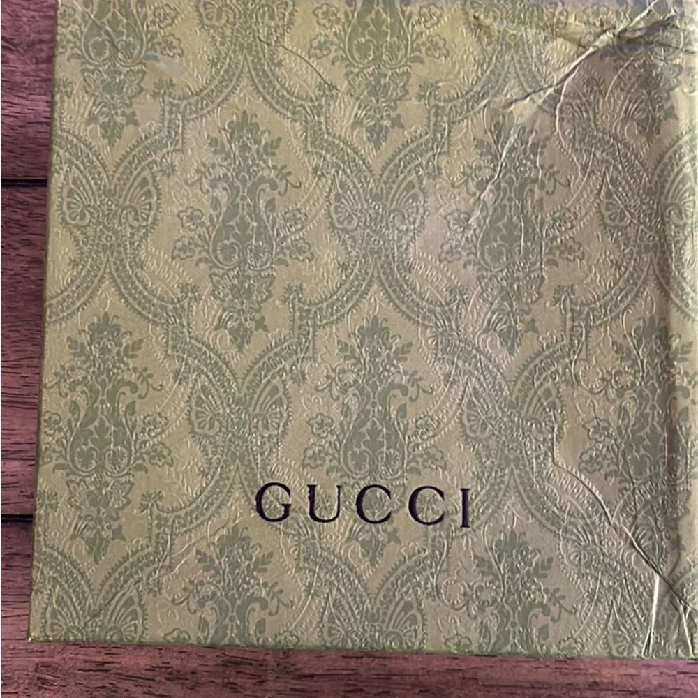 Gucci Thin White Belt